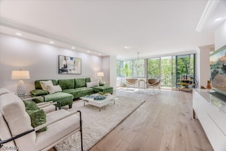 1 Claridge Dr Unit 418, Verona, NJ 07044
