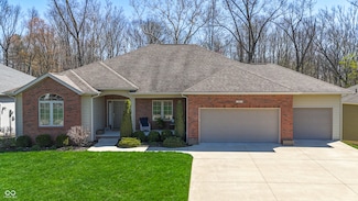 267 Westbrook Ct, Columbus, IN 47201