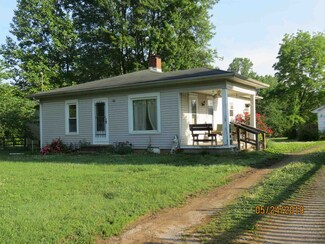1865 E Co Road 25 N, Winslow, IN 47598