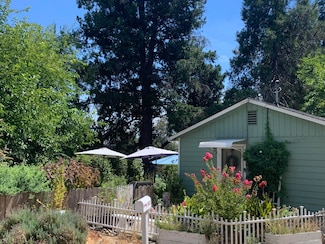 19325 Hill St, Anderson, CA 96007