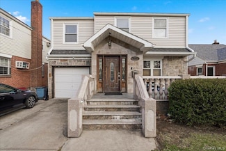 47-23 164th St, Flushing, NY 11358