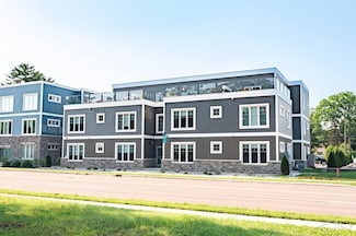 914 E Front St Unit 12, Traverse City, MI 49686
