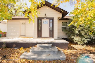 1395 Dayton St, Aurora, CO 80010