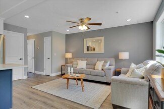 7 Dumaine Ave Unit B, Nashua, NH 03063