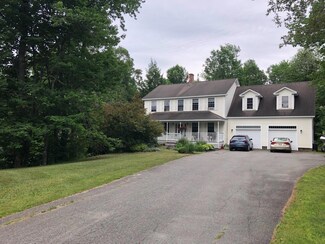 46 Surrey Ln, Hampden, ME 04444