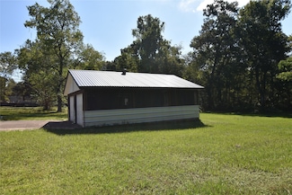 302 Waterfall Dr, Huffman, TX 77336