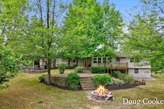 10574 88th Ave, Allendale, MI 49401
