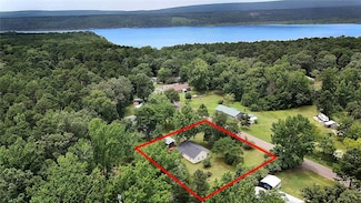 10579 Carter Cove Rd, Plainview, AR 72857