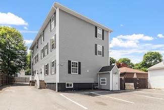 483 Central St Unit A, Saugus, NY 10906