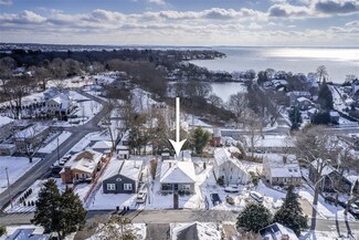 62 Fales Ave, Barrington, RI 02806