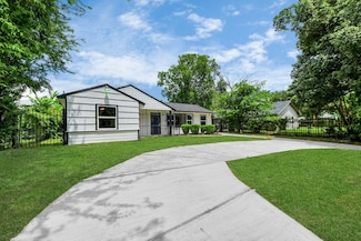 6018 Beekman Rd, Houston, TX 77021