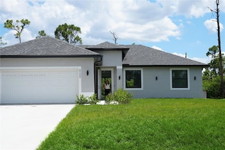 9016 Justice Cir, Labelle, FL 33935