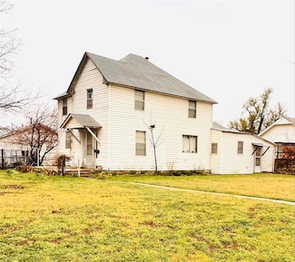 319 N Wikoff Ave, Watonga, OK 73772