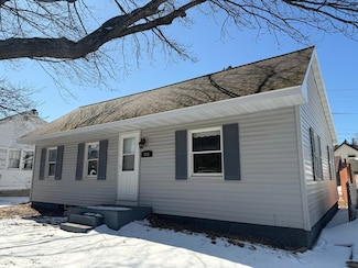 806 Rockland Rd, Ontonagon, MI 49953