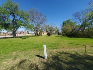 501 S 2nd St, Okemah, OK 74859