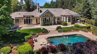 13365 Tierra Heights Rd, Redding, CA 96003
