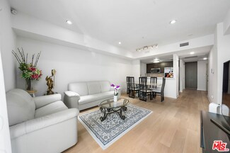 436 S Virgil Ave Unit 210, Los Angeles, CA 90020