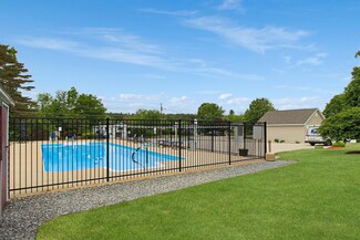 21 Shadycrest Dr, Nashua, NH 03062