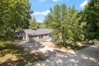 45 Birdie Dr, Camdenton, MO 65020