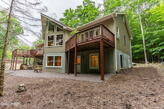 1075 Boat House Rd, Lake Ariel, PA 18436