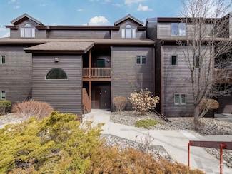 73 - B4 Liftside Dr, Hunter, NY 12442