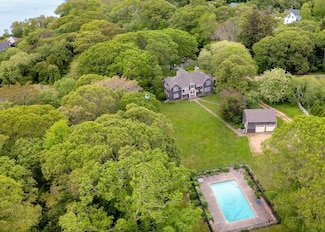 20 James Pond Way, Vineyard Haven, MA 02568