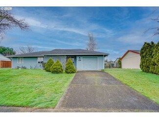 208 SW 14th St, Battle Ground, WA 98604