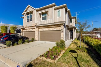 246 Garrison Dr, Houston, TX 77009