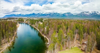 518 Eastman Dr, Bigfork, MT 59911