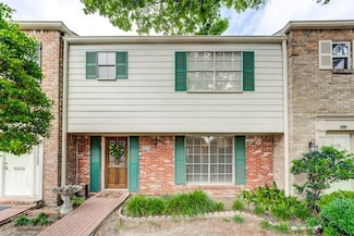 6432 Burgoyne Rd Unit 110, Houston, TX 77057