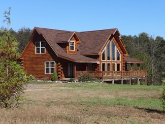 880 Hollow Rd, Lewisburg, PA 17837