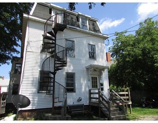 40 Howard St, Haverhill, MA 01830