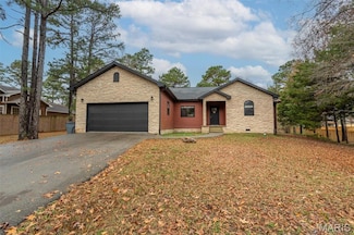 210 Ruth Harris Ln, Poplar Bluff, MO 63901