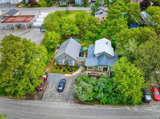 11 Putnam Rd, Newport, NH 03773