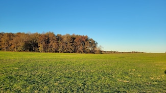 11 Ira Darby Prater Hwy, Woodbury, TN 37190