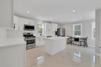 61 Albertina St Unit 63, Quincy, MA 02169