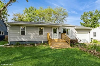 2020 Hollywood Blvd, Iowa City, IA 52240