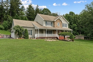 14 Lantz Rd, Lafayette, NJ 07848