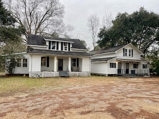9077 Louisiana 3128, Pineville, LA 71360