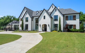 3207 E 44th St, Tulsa, OK 74105
