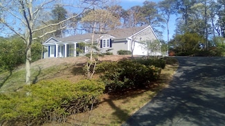46 Chippingstone Rd, Chatham, MA 02633