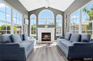 114 Long And Winding Rd, Saint Peters, MO 63376