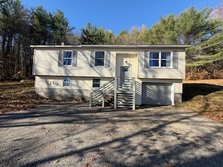 24 Clearview Dr, Norway, ME 04268