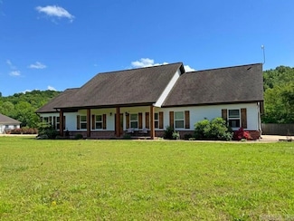 10 Four Oaks Ln, Charlotte, AR 72522