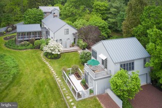 7 Hayden Ln, Ottsville, PA 18942