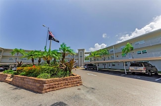 952 Virginia St Unit 303, Dunedin, FL 34698