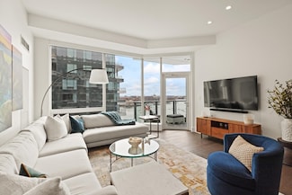 50 Liberty Dr Unit 11L, Boston, MA 02210