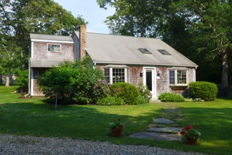 26 Heath Hen Ln, Vineyard Haven, MA 02568