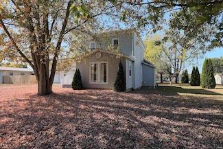 756 N Jackson St, Andrews, IN 46702