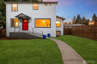 6821 40th Ave NE, Seattle, WA 98115